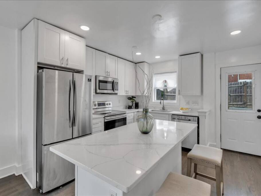 Quaint 3/2.5 Home In Fort Dupont Washington Buitenkant foto