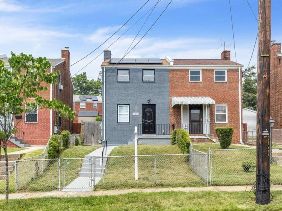 Quaint 3/2.5 Home In Fort Dupont Washington Buitenkant foto